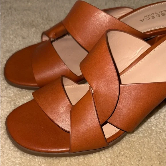 Messeca New York Women's Brown Slide Leather Thunder Sandals size 9.5 - Picture 3 of 14